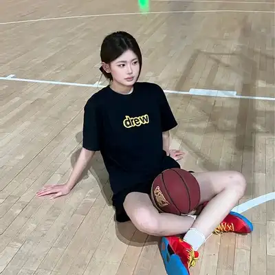蒋欣